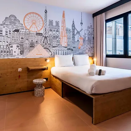 Easyhotel Madrid Alcala Exterior photo