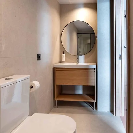 Easyhotel Madrid Alcala Exterior photo